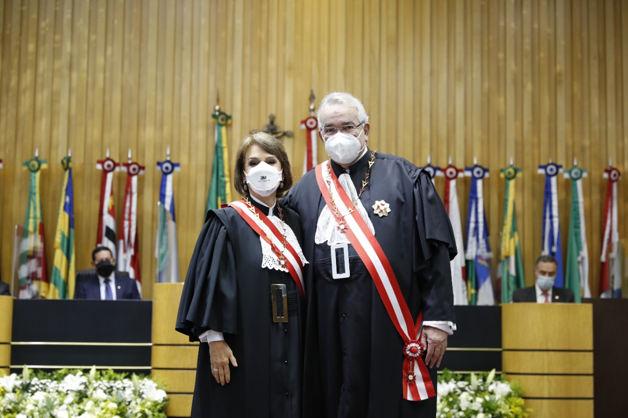 Ministra Maria Cristina Peduzzi e ministro Emmanoel Pereira na transmissão do cargo de presidente do TST