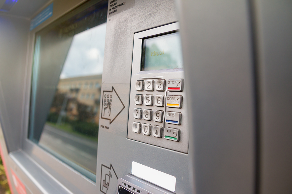 Trabalhadora de empresa que vende criptomoedas não pode ser enquadrada como bancária