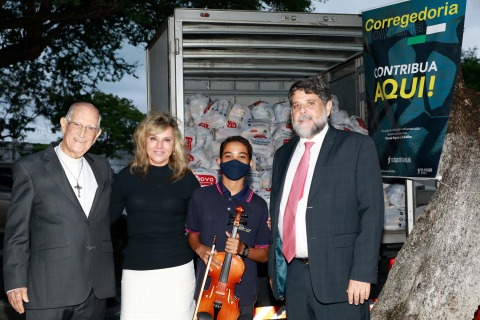 Corregedoria Solidária no TRT-6 (PE) arrecada mais de 2 toneladas de alimentos para comunidades 