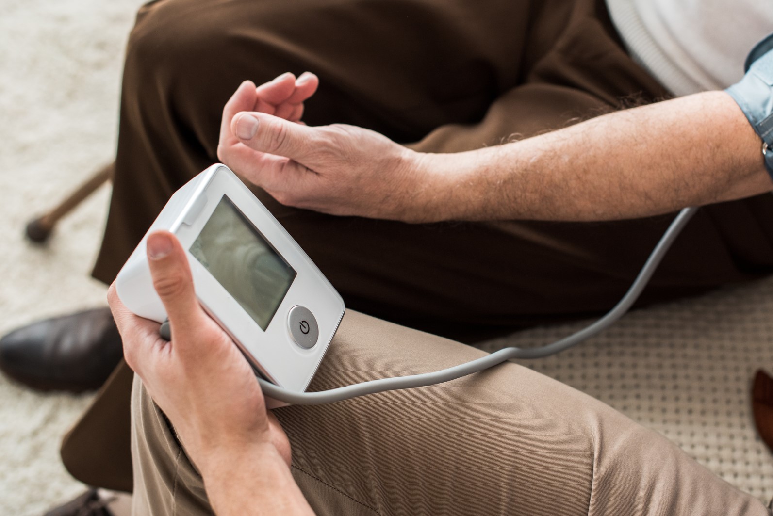 Sargento da aeronáutica que trabalhava como técnico de enfermagem em residência em Porto Alegre tem vínculo de emprego reconhecido