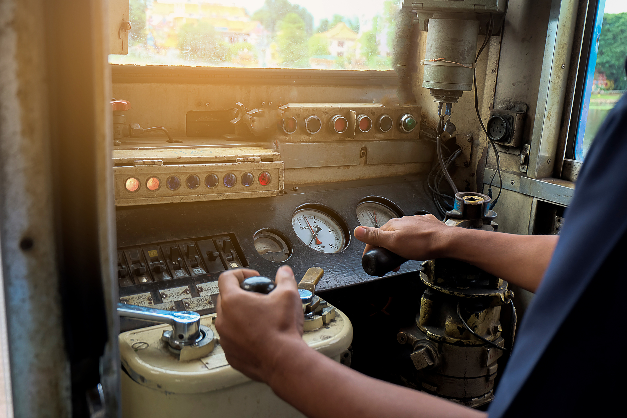 Homofobia em companhia de trens urbanos em BH gera indenização a trabalhador