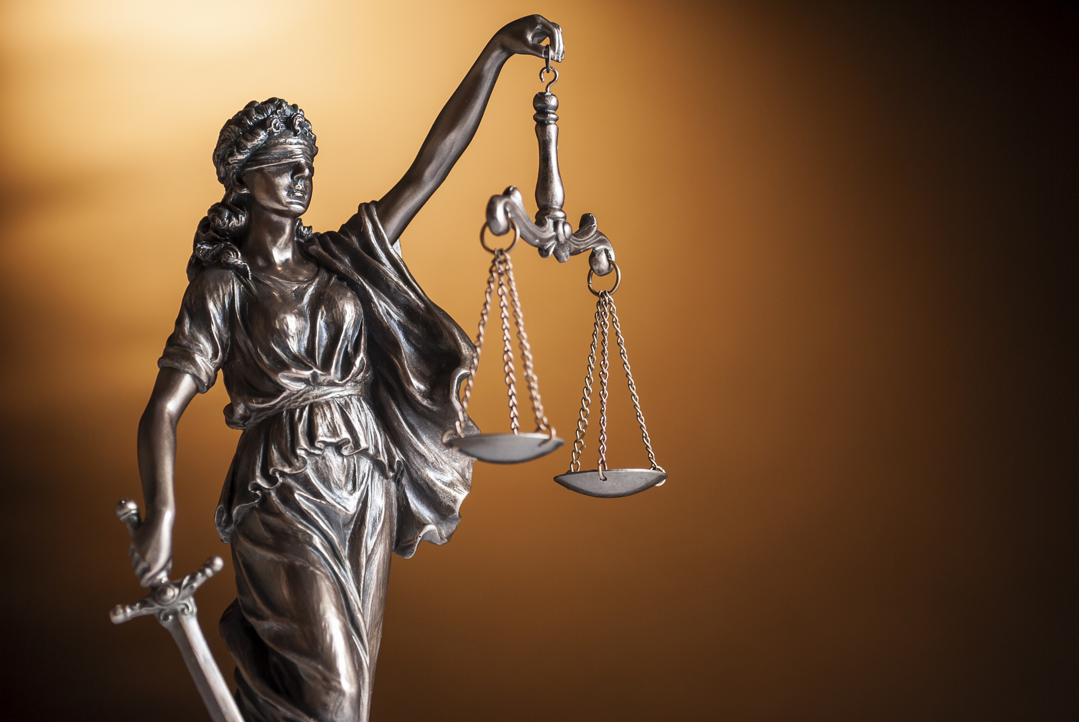 Imagem: estátua da justiça