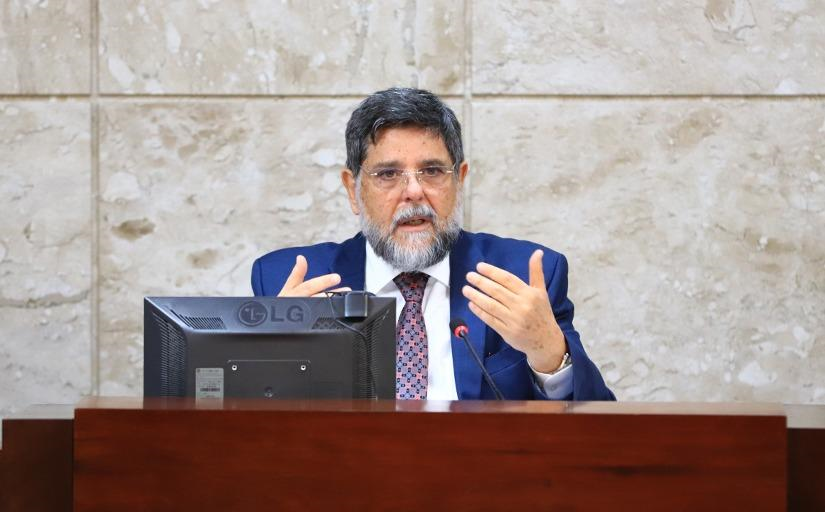 Ministro Caputo Bastos no encerramento da correição ordinária do TRT-12 (SC). (Foto: TRT-12)