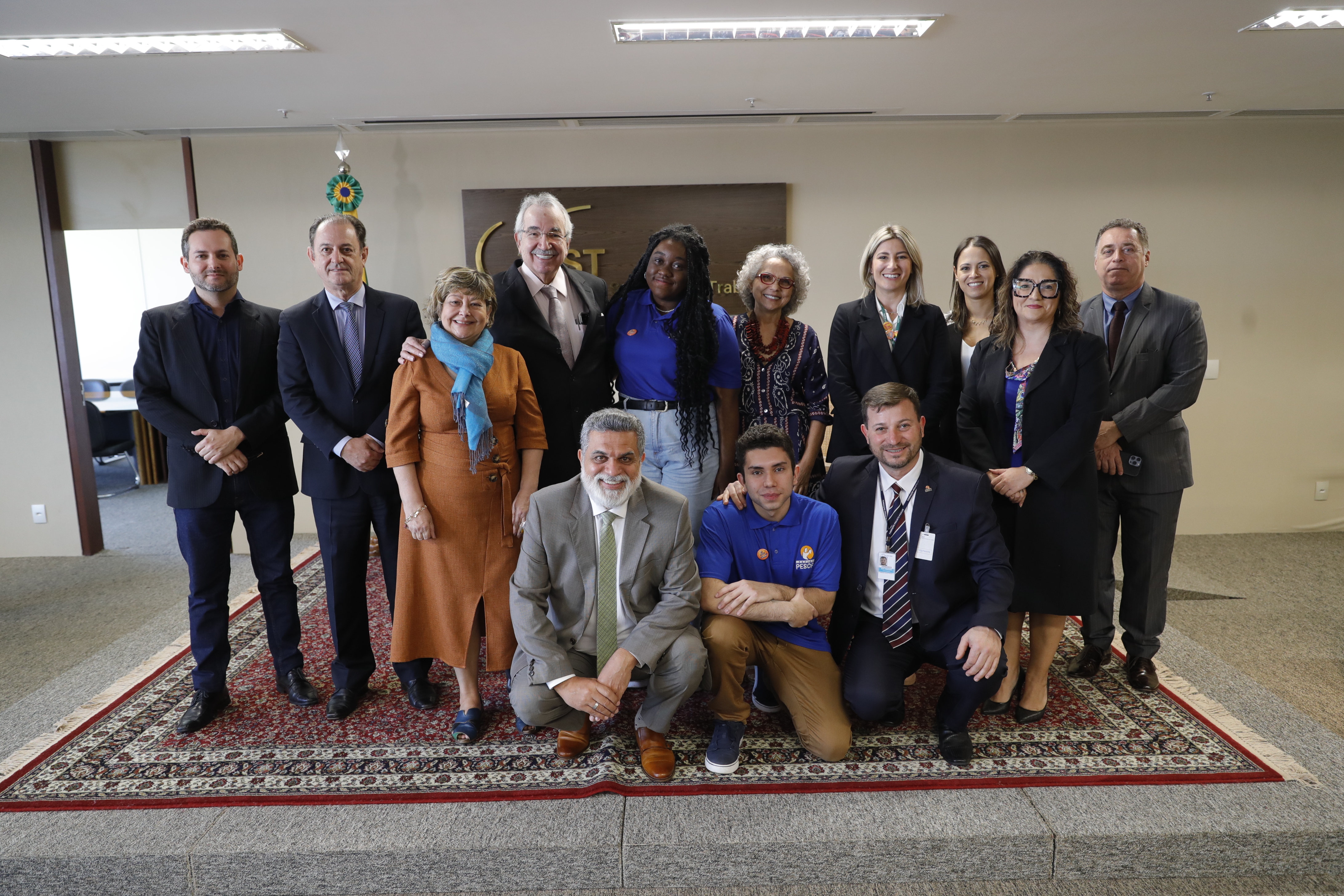 Participantes posaram para foto no final do evento. (Foto: Fellipe Sampaio)
