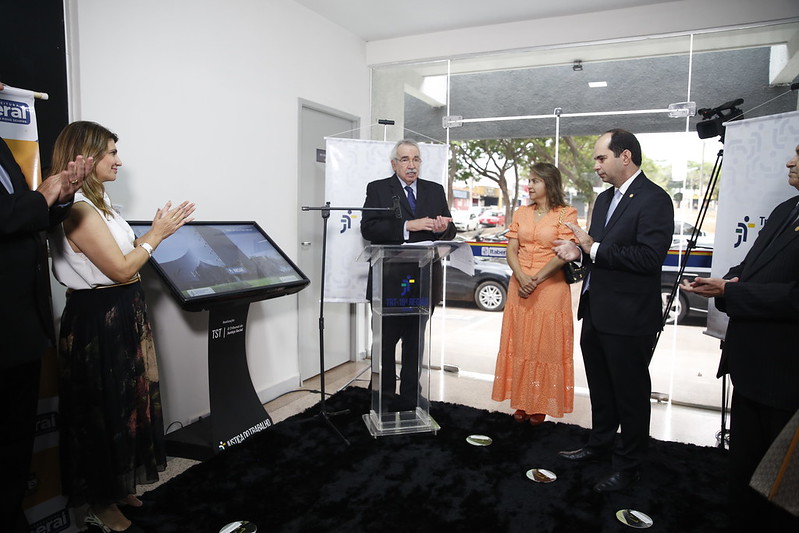 Inaugurado primeiro totem interativo da Justiça do Trabalho