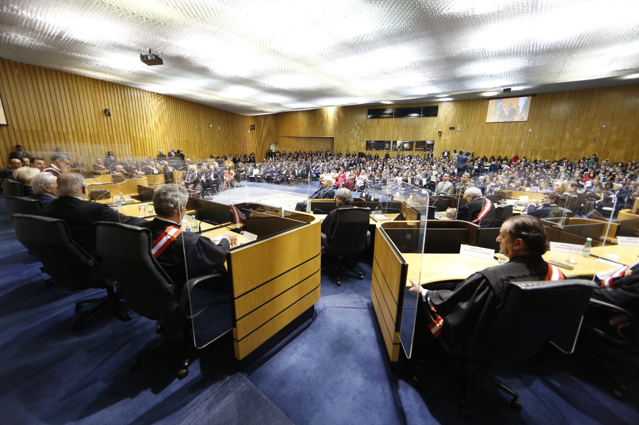 Ministro Lelio Bentes Corrêa toma posse como presidente do TST