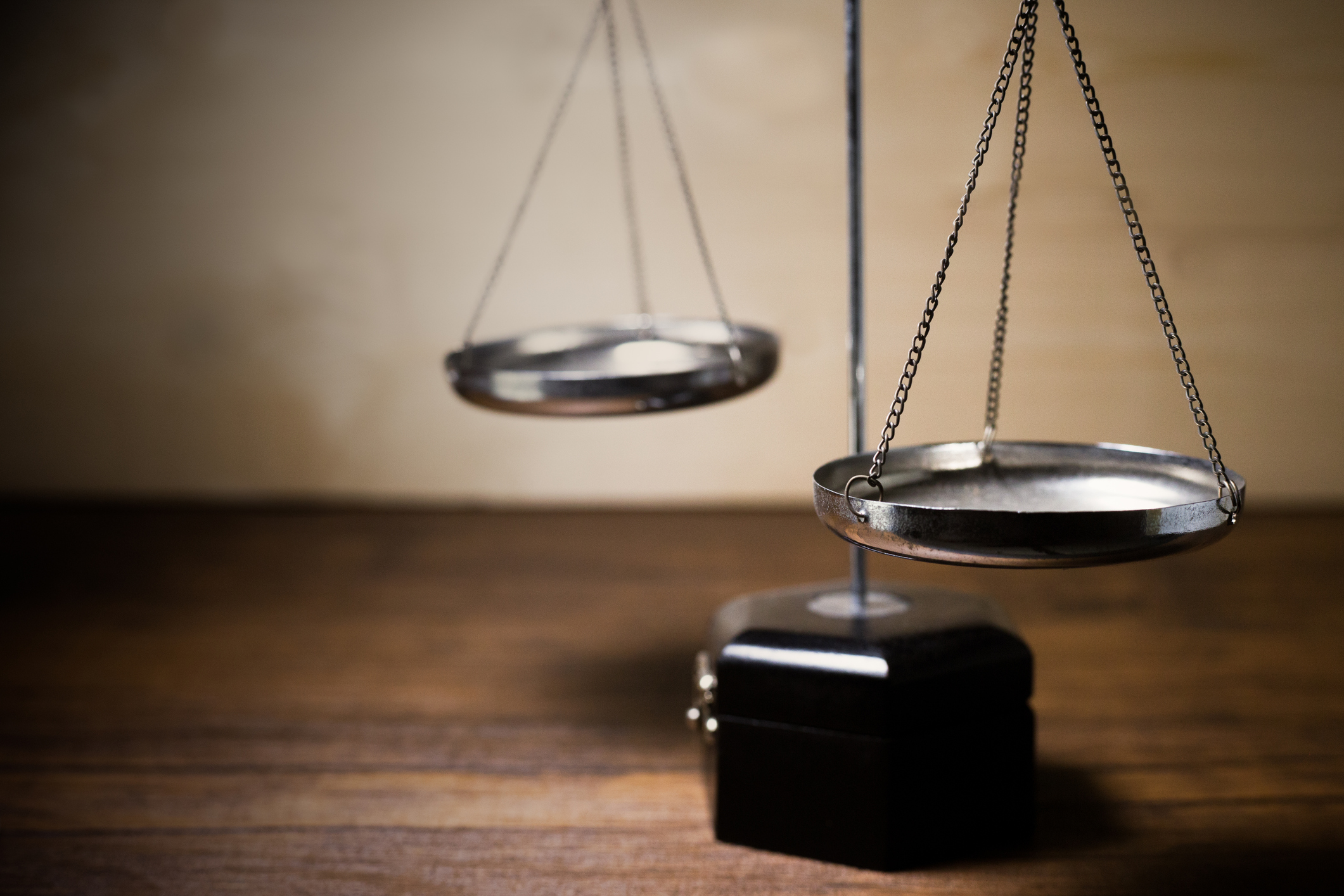 TRT da 3ª Região (MG) determinada a reintegração de trabalhador que foi dispensado de forma discriminatória por responder a processo criminal