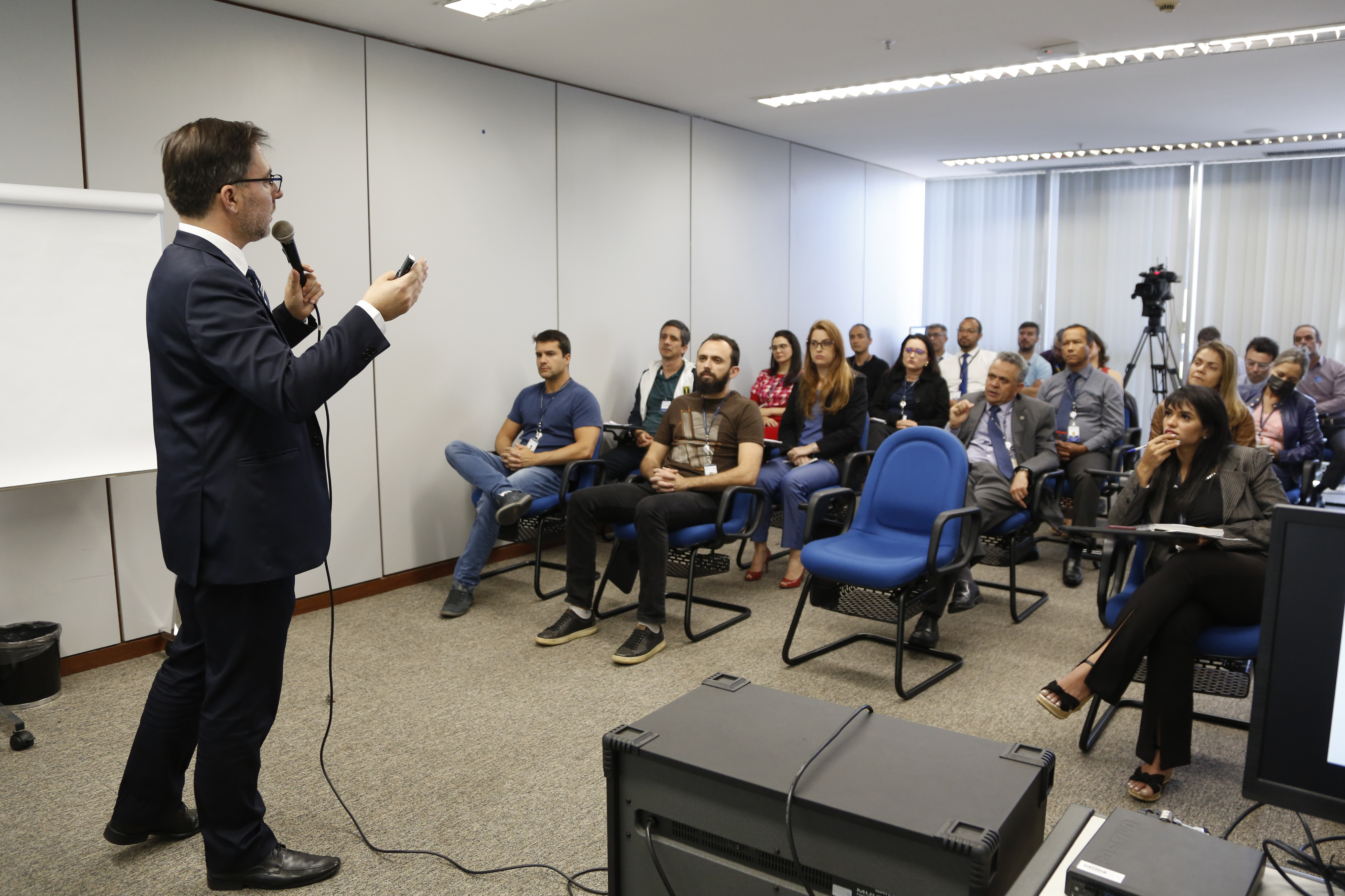 A palestra foi direcionada a servidores (as) do Grupo de Riscos do Macroprocessos de Contratação e de outras áreas correlacionadas com esta temática. (Foto: Bárbara Cabral - Secom/TST)