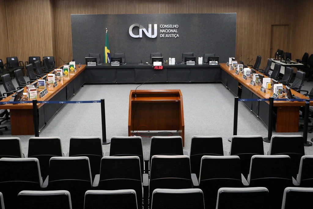 Foto do Plenário de sessões do CNJ. (Foto: Romulo Serpa/Agência CNJ)