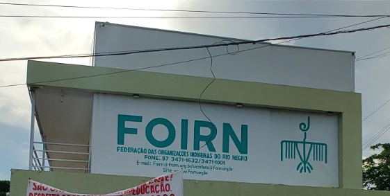 Foto da fachada da sede da Federação das Organizações Indígenas do Rio Negro (Foirn). (foto: TRT-14)