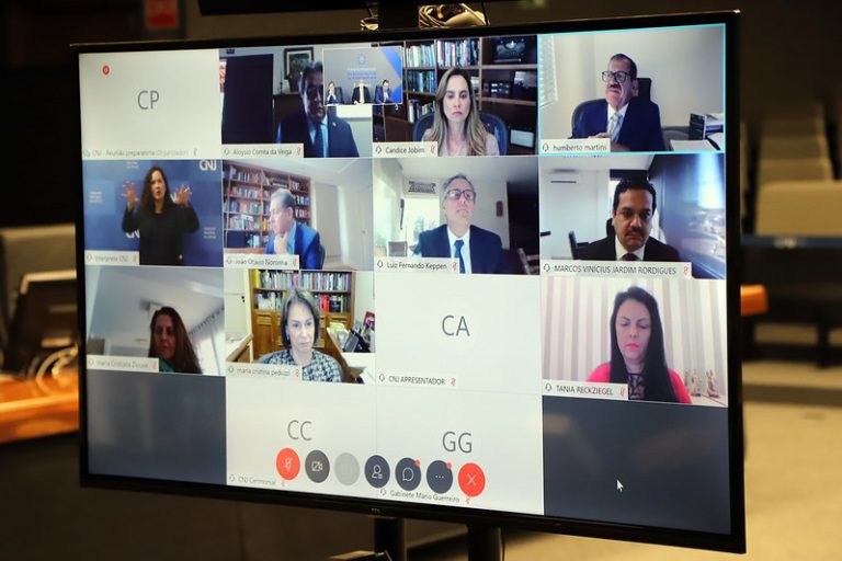 Presidente do TST e do CSJT debate produtividade do Judiciário em reunião no CNJ