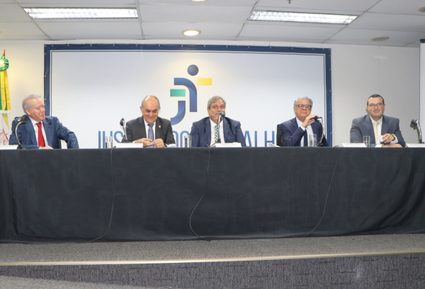 Projeto Efetiva: ferramentas de gestão para auxiliar na execução de processos antigos é tema de formação no TRT da 1ª Região (RJ)