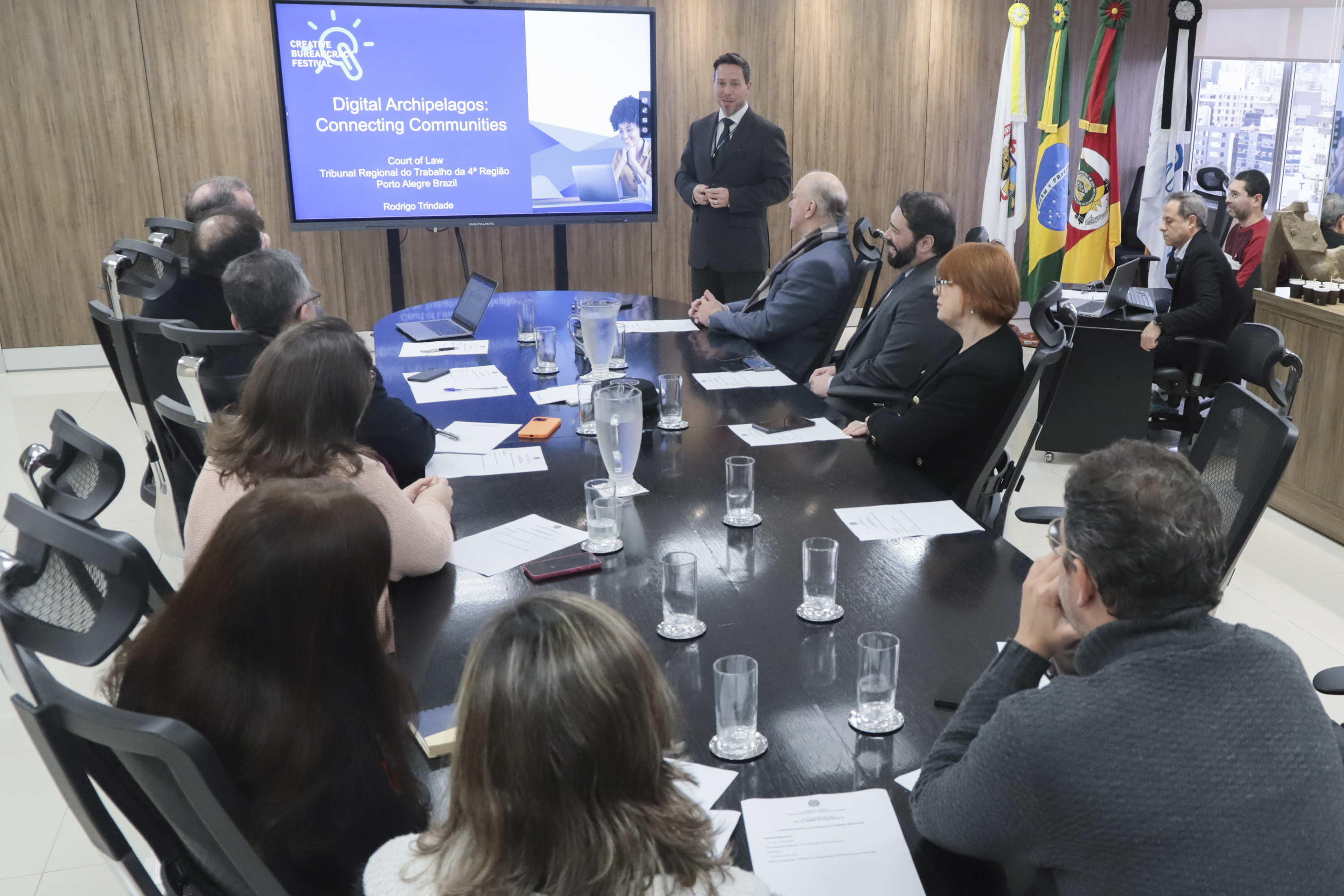 TRT da 4ª Região (RS) apresenta sistemas a avaliadores do Prêmio Innovare 2024