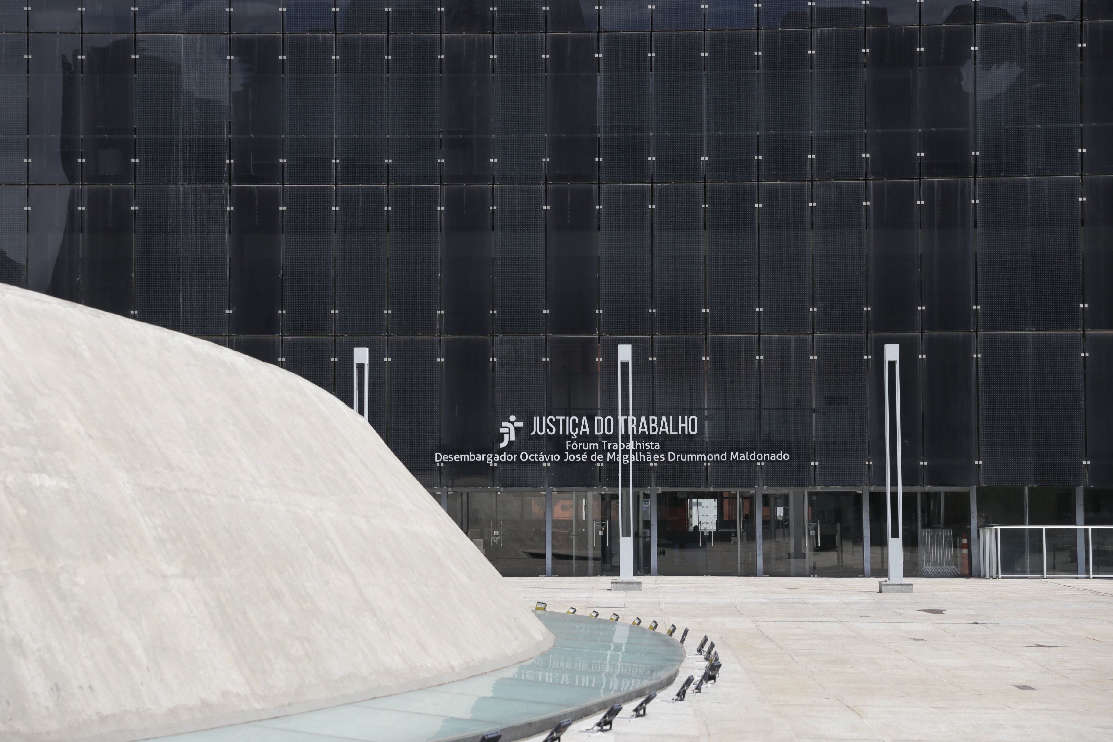 Imagem do TRT-GO em destaque