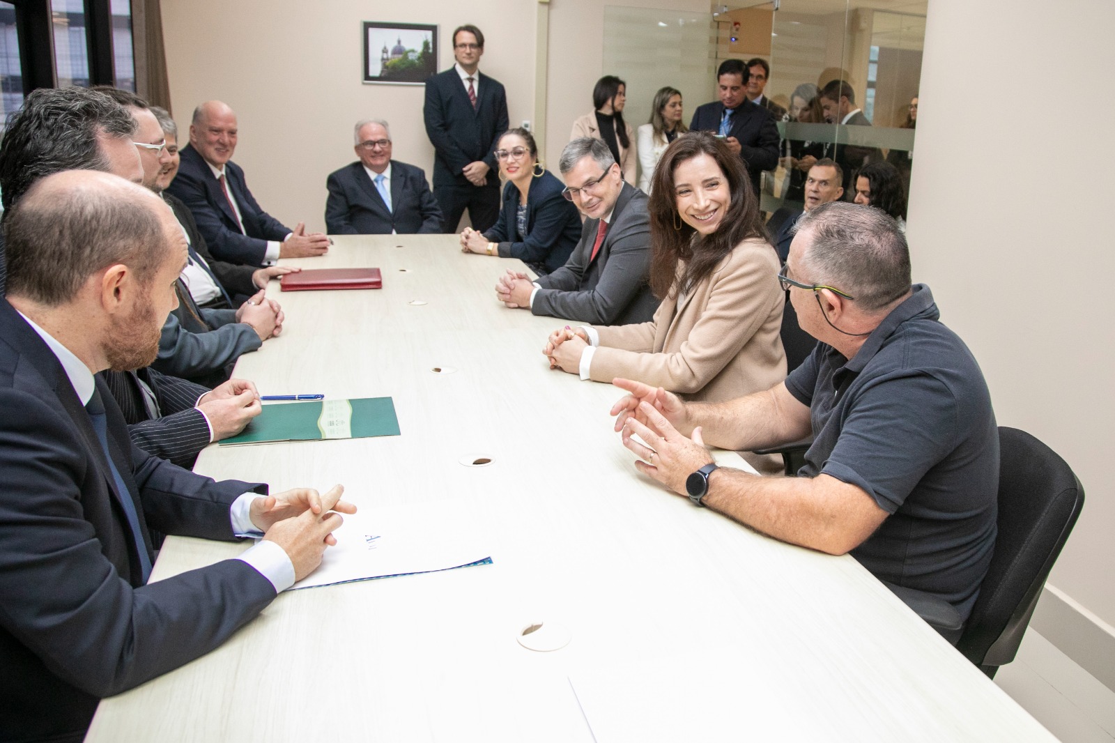 Audiência no Cejusc-JT do segundo grau do TRT-RS.