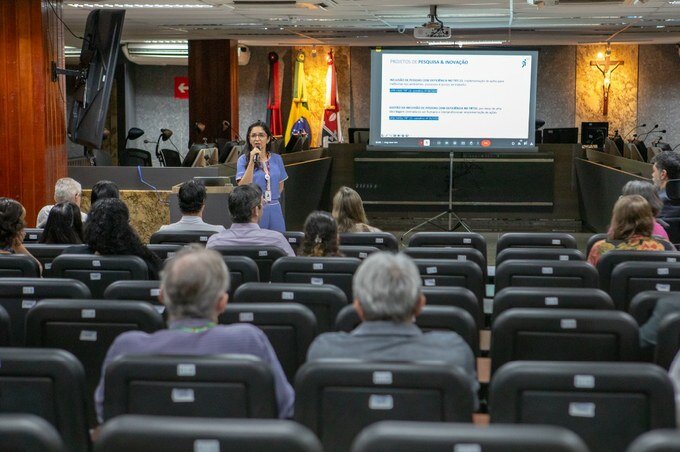 Fotografia referente ao projeto de inclusão laboral no TRT-13 (PB)