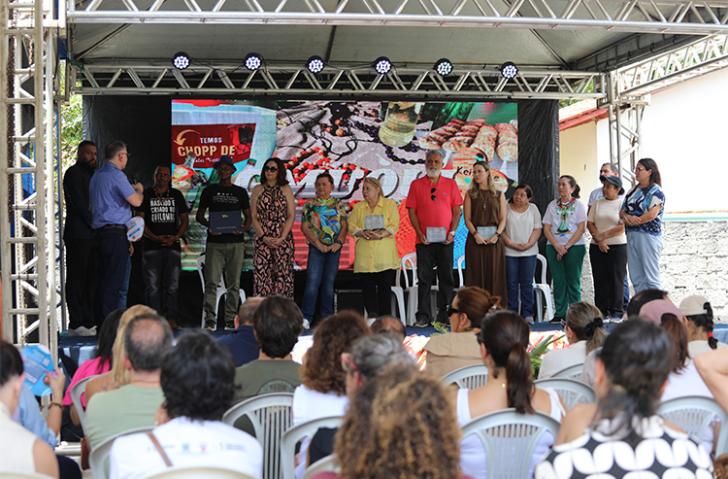 Seminário da COP 30 encerra com imersão na cadeia produtiva do açaí em comunidade quilombola na cidade do Acará (PA)