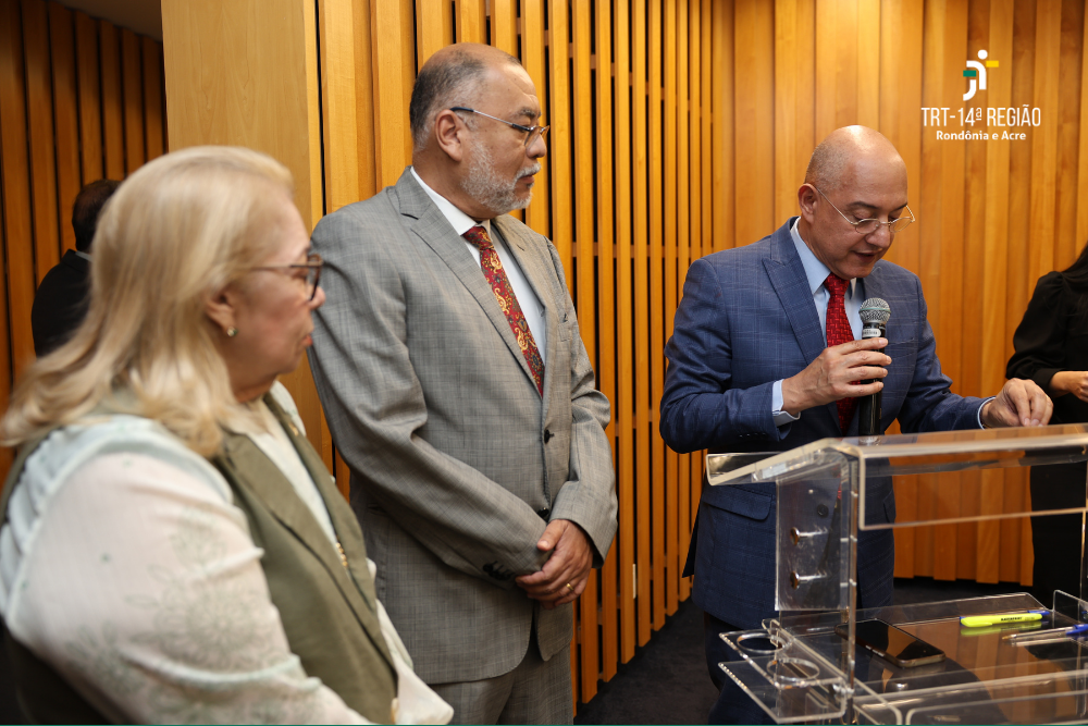 TRT-14 firma acordo para adoção de tecnologia com inteligência artificial para otimizar atividades das Varas do Trabalho