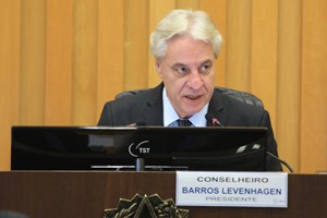 CSJT publica resolução sobre a Gratificação por Exercício Cumulativo de Jurisdição