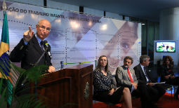 Senado Federal recebe a exposição Um Mundo Sem Trabalho Infantil até o dia 17 de outubro