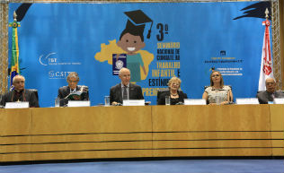 Justiça do Trabalho busca alternativas para crianças em situação de trabalho irregular e ilegal