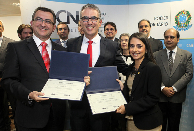 TRTs recebem prêmio por práticas inovadoras com foco em conciliação