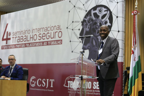 Especialista francês fala de evolução e impactos jurídicos das questões de saúde mental