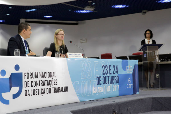 Aprimoramento dos gastos públicos marca abertura do Fórum Nacional de Contratações da JT