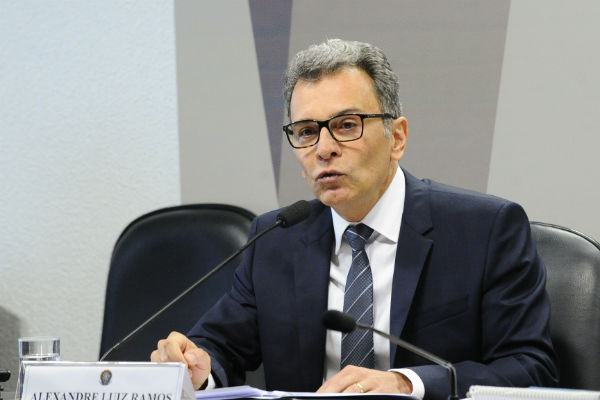 Senado aprova indicação do desembargador Alexandre Ramos para o TST