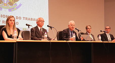 CSJT e TRT da 2a Região assinam convênio para nacionalização do Sigep