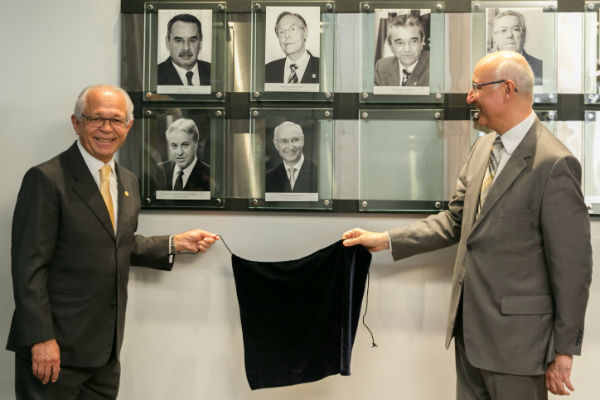 Ministro Ives Gandra tem foto inaugurada na galeria de presidentes do CSJT