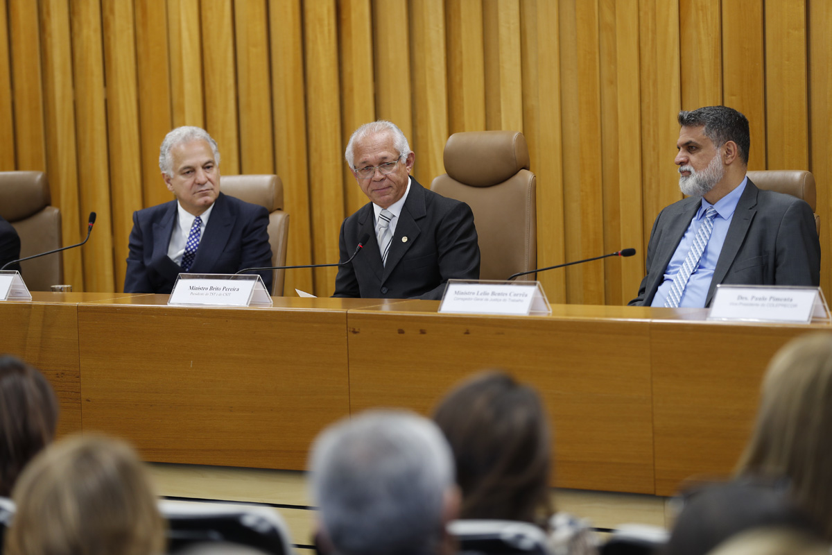 Orçamento da Justiça do Trabalho de 2019 é tema de encontro de presidentes de TRTs