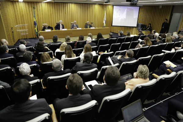 Justiça do Trabalho terá logomarca única, afirma presidente Brito Pereira durante o Coleprecor