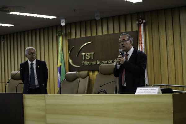 Assédio moral no ambiente de trabalho é tema de palestra para gestores do CSJT e TST