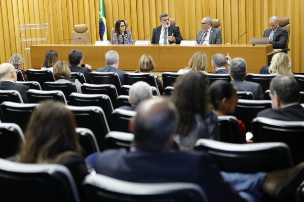 Selo 100% PJe incentiva TRTs a migrarem processos físicos para o sistema eletrônico