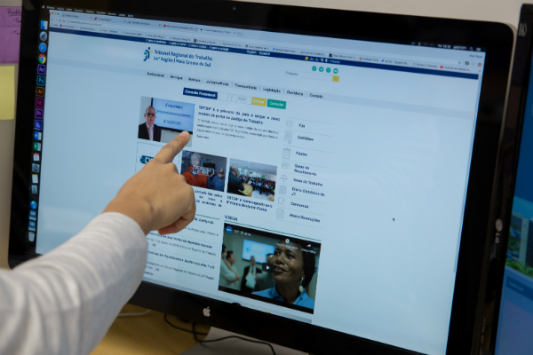 TRTs começam a padronizar as páginas iniciais de portais da Justiça do Trabalho na internet