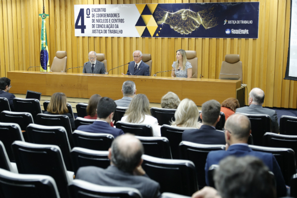 Avaliação e mudança da Resolução 174 são debatidas no Encontro de Coordenadores de Núcleos e Centros de Conciliação